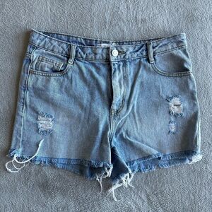 Avec Les Filles wash light blue raw hem Denim Shorts size 29